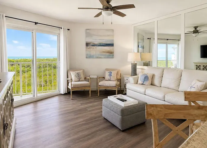 Lazy Daze Double King Suite Ocean Pointe 2310